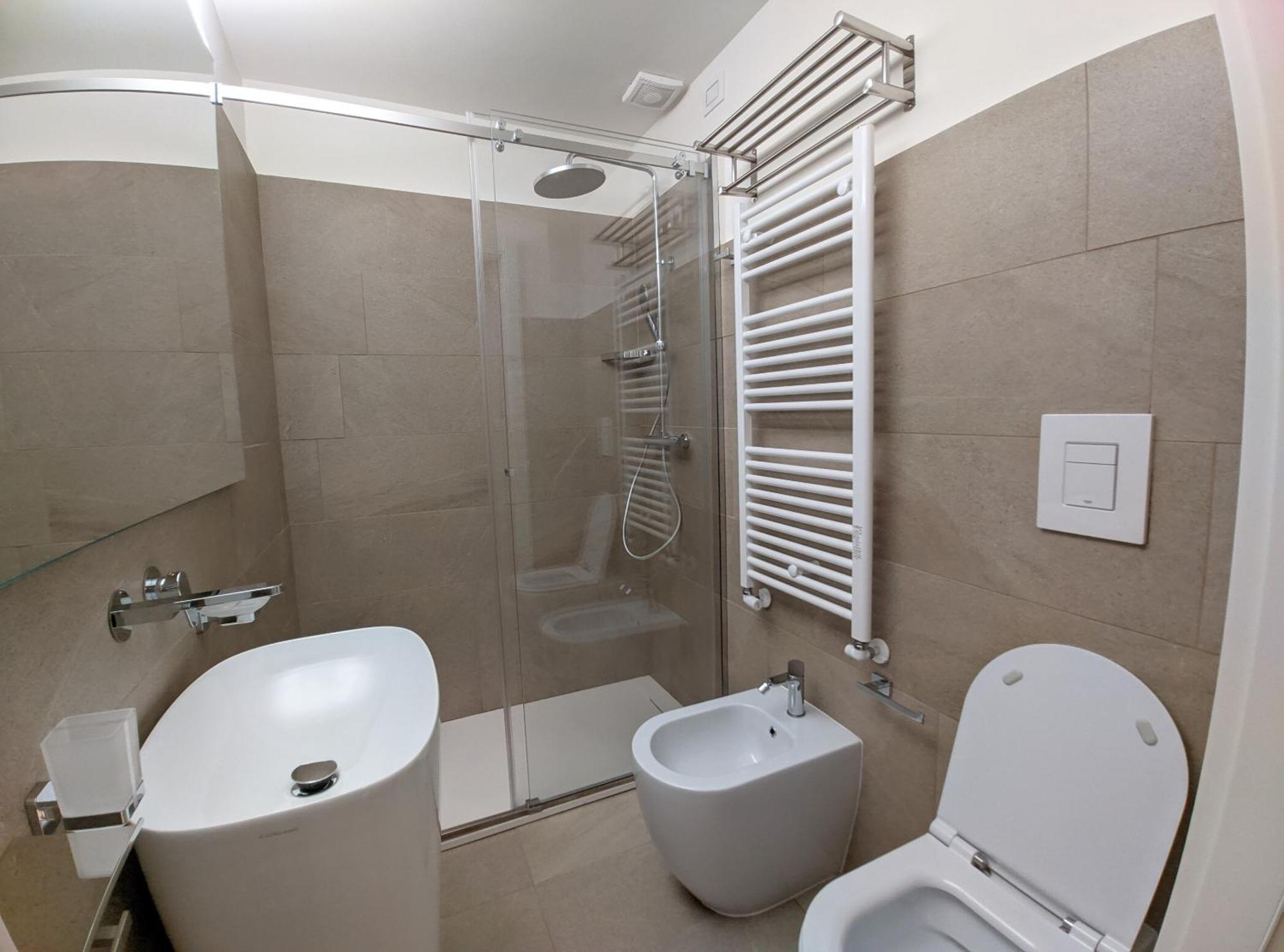 Astom Suites โรม ภายนอก รูปภาพ