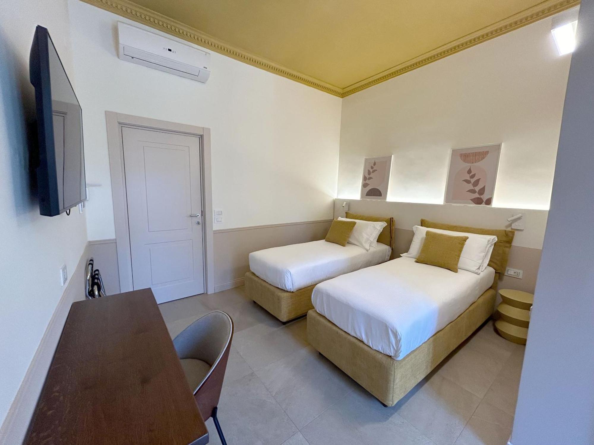 Astom Suites โรม ภายนอก รูปภาพ